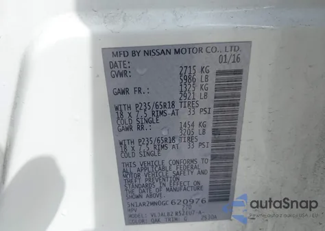 2016 Nissan Pathfinder S z USA, uszkodzony, nr VIN 5N1AR2MN0GC620976